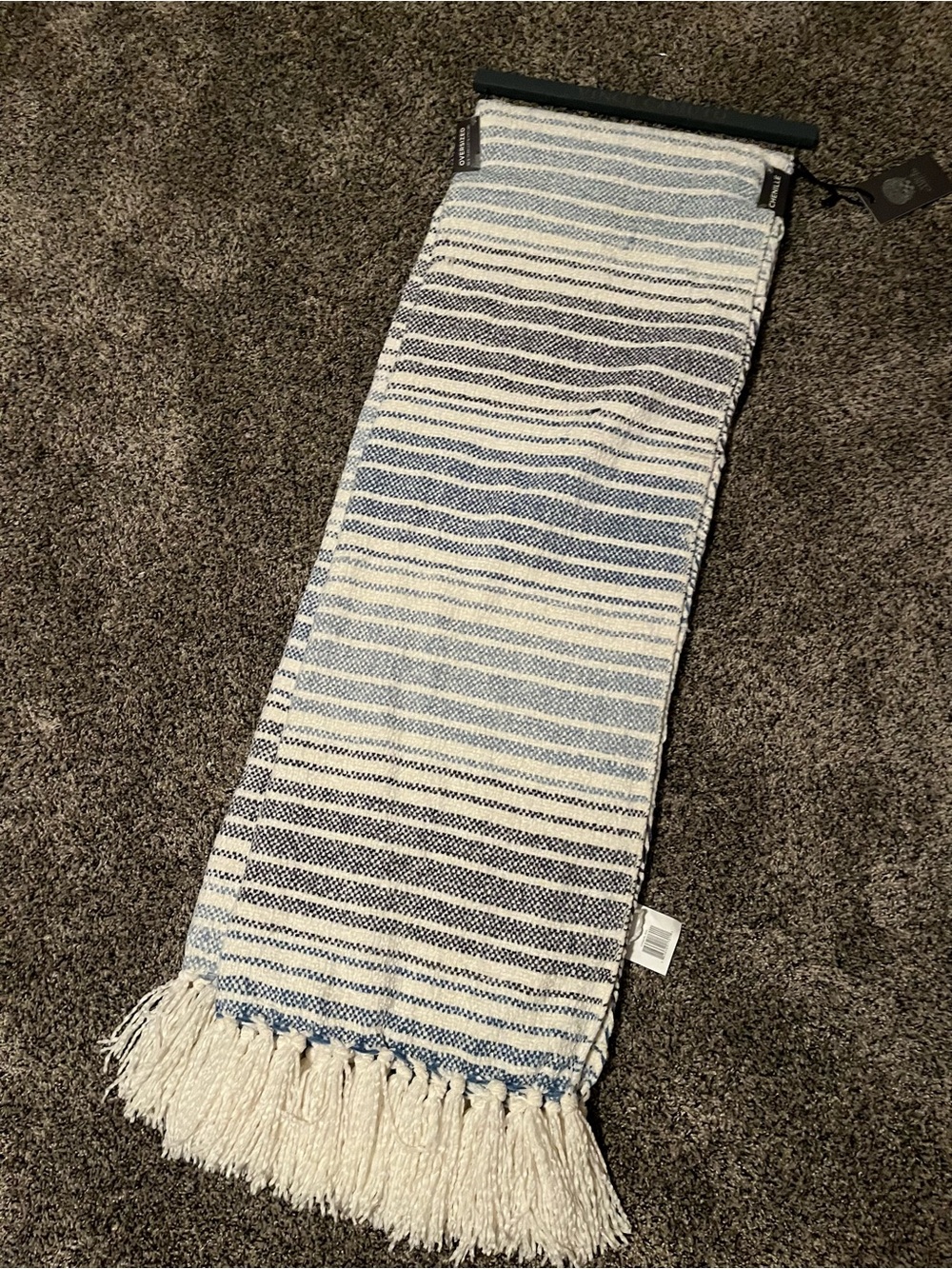 Vince Camuto chenille blanket